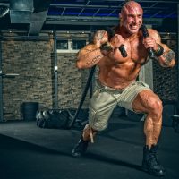 Strongman trener før konkurranse